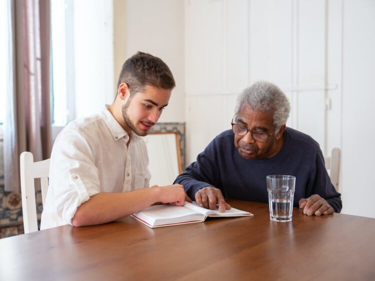 Group Health Insurance vs Individual Health Insurance: Which Is Better?