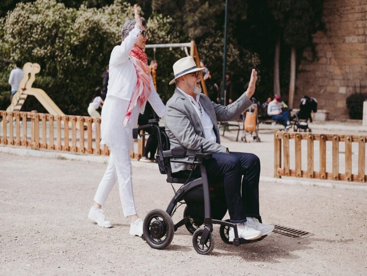 Standout Features of Top Electric Folding Wheelchairs